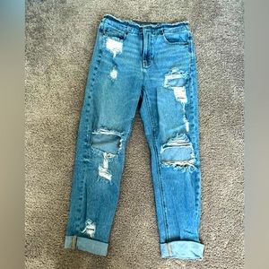 American Eagle Mom Jean Size 4